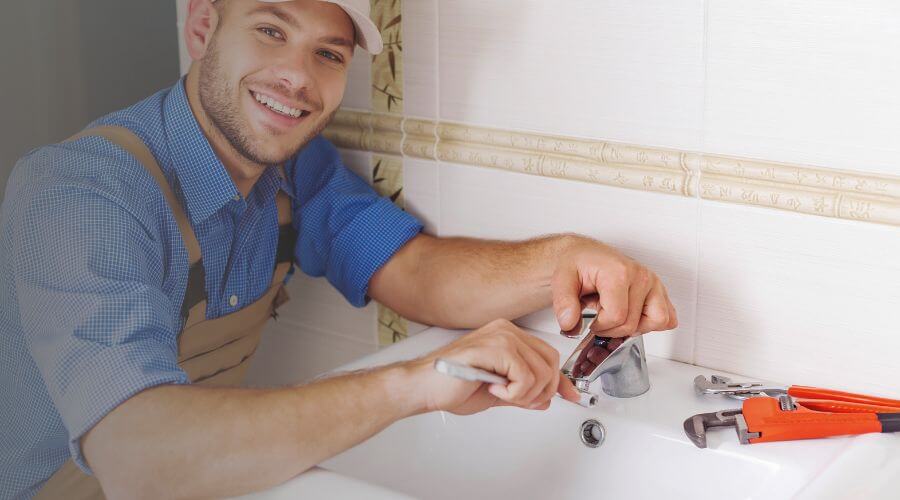 Handle or spout repair in Leesville, OH
